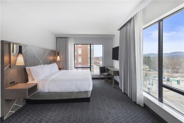 Images Embassy Suites by Hilton Asheville Downtown