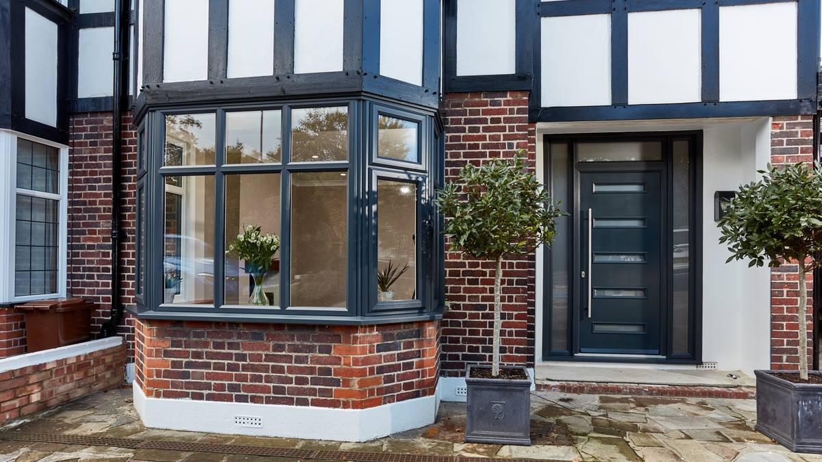 There are many benefits to installing double glazing. They include retaining heat, reducing noise pollution and improving the value of your home.