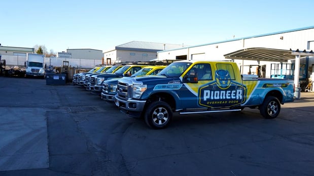 Images Pioneer Overhead Door