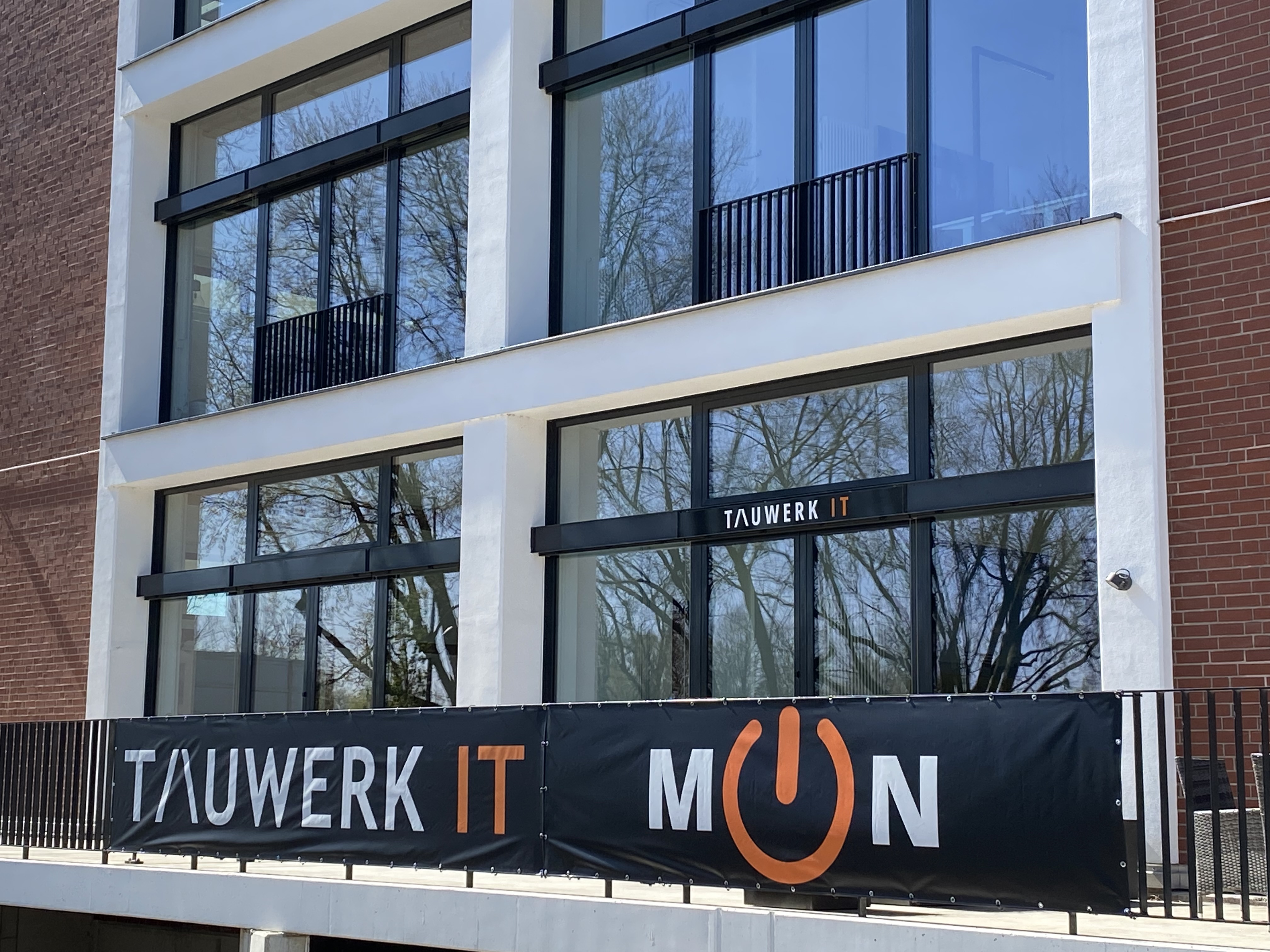 TAUWERK IT GmbH, Am Tabakquartier 62 in Bremen