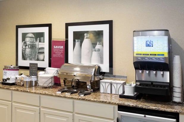 Images Hampton Inn & Suites Baton Rouge - I-10 East