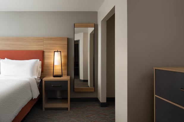 Images Candlewood Suites St. Louis - St. Charles by IHG