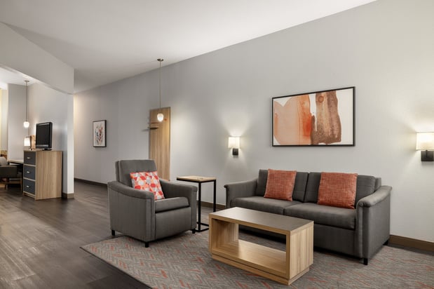 Images Candlewood Suites San Diego by IHG