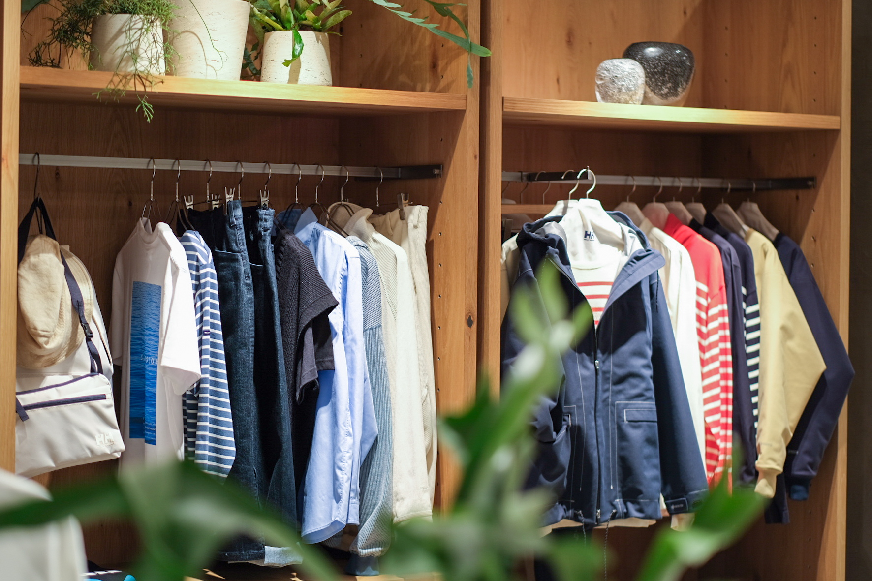 Images HELLY HANSEN (ヘリーハンセン) 原宿