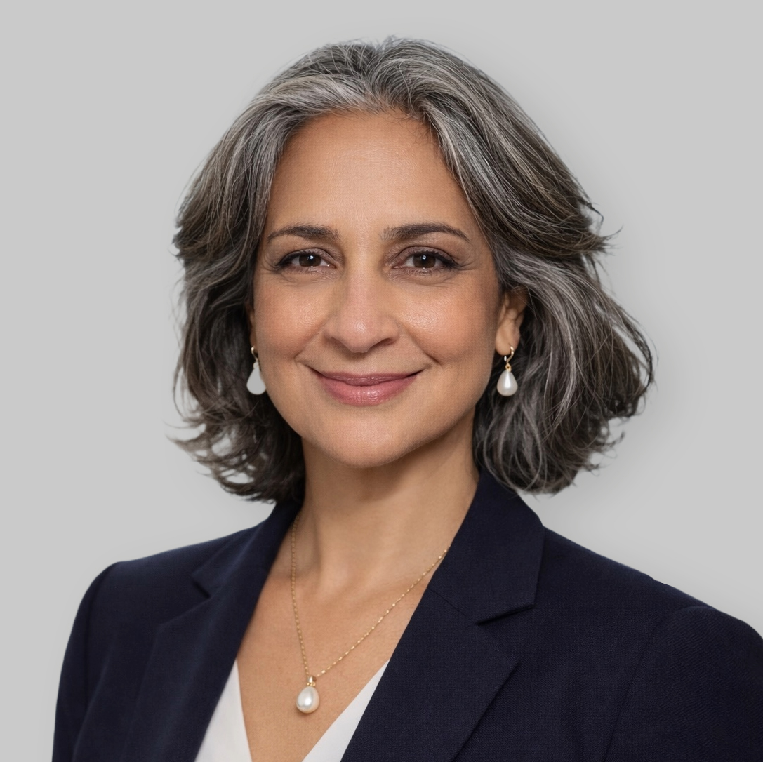 Headshot of Zeenath Ansari Selvakumar, a wealth advisor at Chase