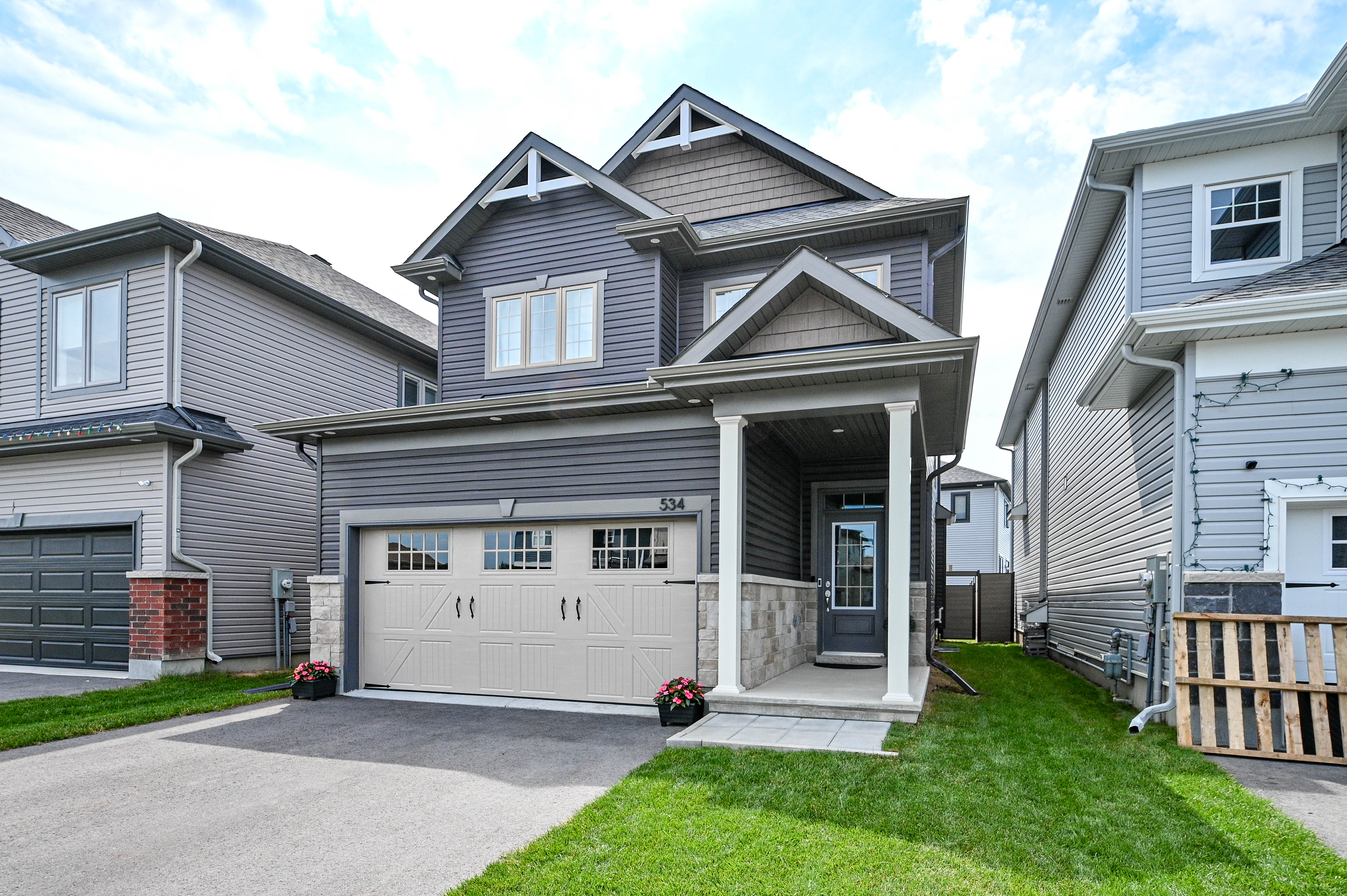 Images Leif Olson - Ottawa Real Estate Agent - Hamre Team RE/MAX Affiliates