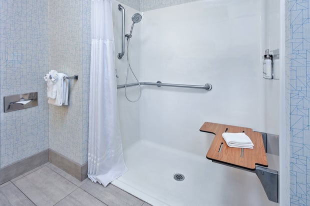 Images Holiday Inn Express & Suites Urbana-Champaign (U of I Area) by IHG