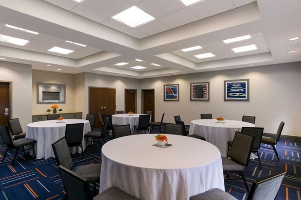 Images Hampton Inn & Suites Wilmington Christiana