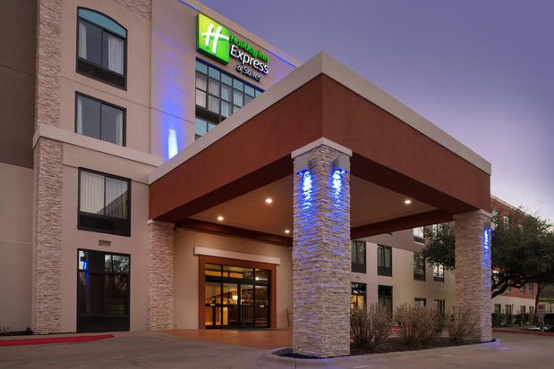 Images Holiday Inn Express & Suites Austin North Central by IHG