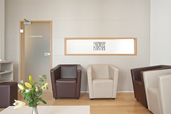 Dr. Schneidereit Kieferorthopädie, Niederwall 29 in Bielefeld