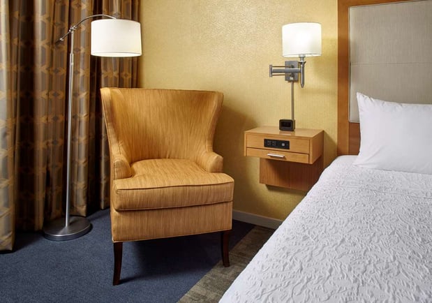Images Hampton Inn & Suites Pittsburgh Airport South–Settlers Ridge