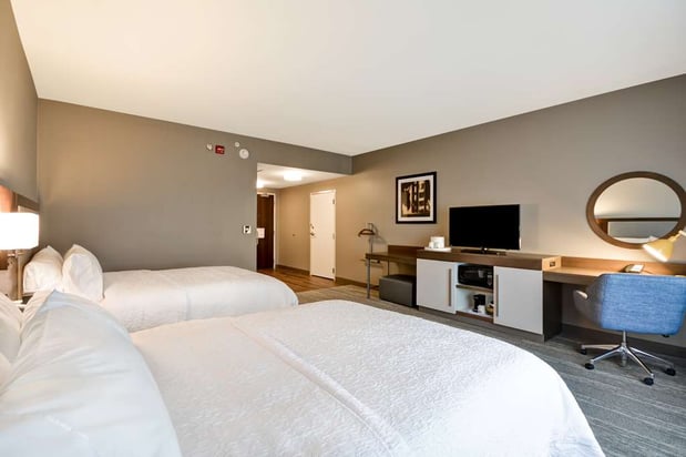 Images Hampton Inn Livonia Detroit