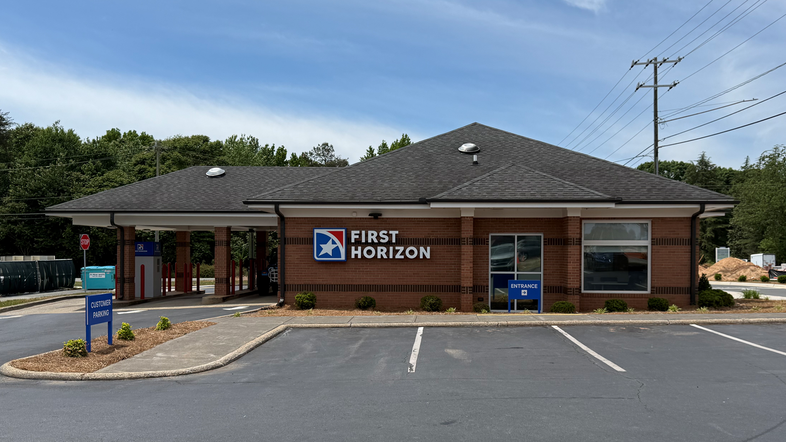 First Horizon Bank - Walkerstown, NC - Old Hollow Rd