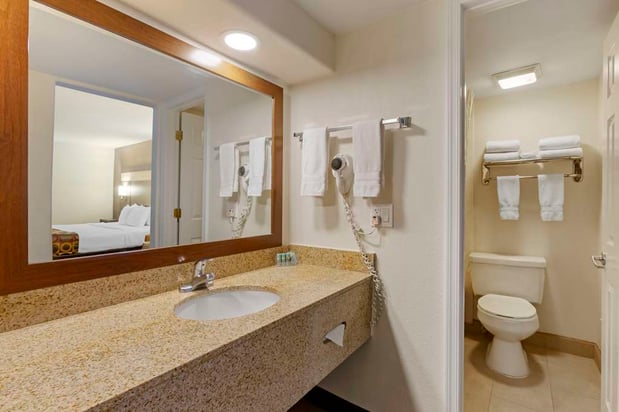 Images Best Western Desert Inn