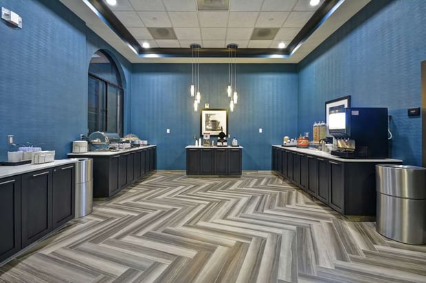 Images Hampton Inn and Suites Los Angeles Burbank Airport