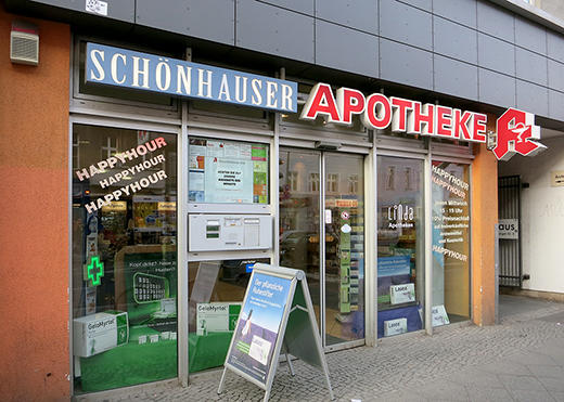 Aussenansicht der Schönhauser Apotheke