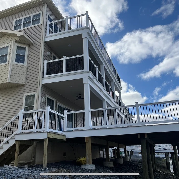 Decks & Porches 