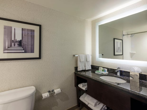 Images Holiday Inn Washington Capitol - Natl Mall by IHG