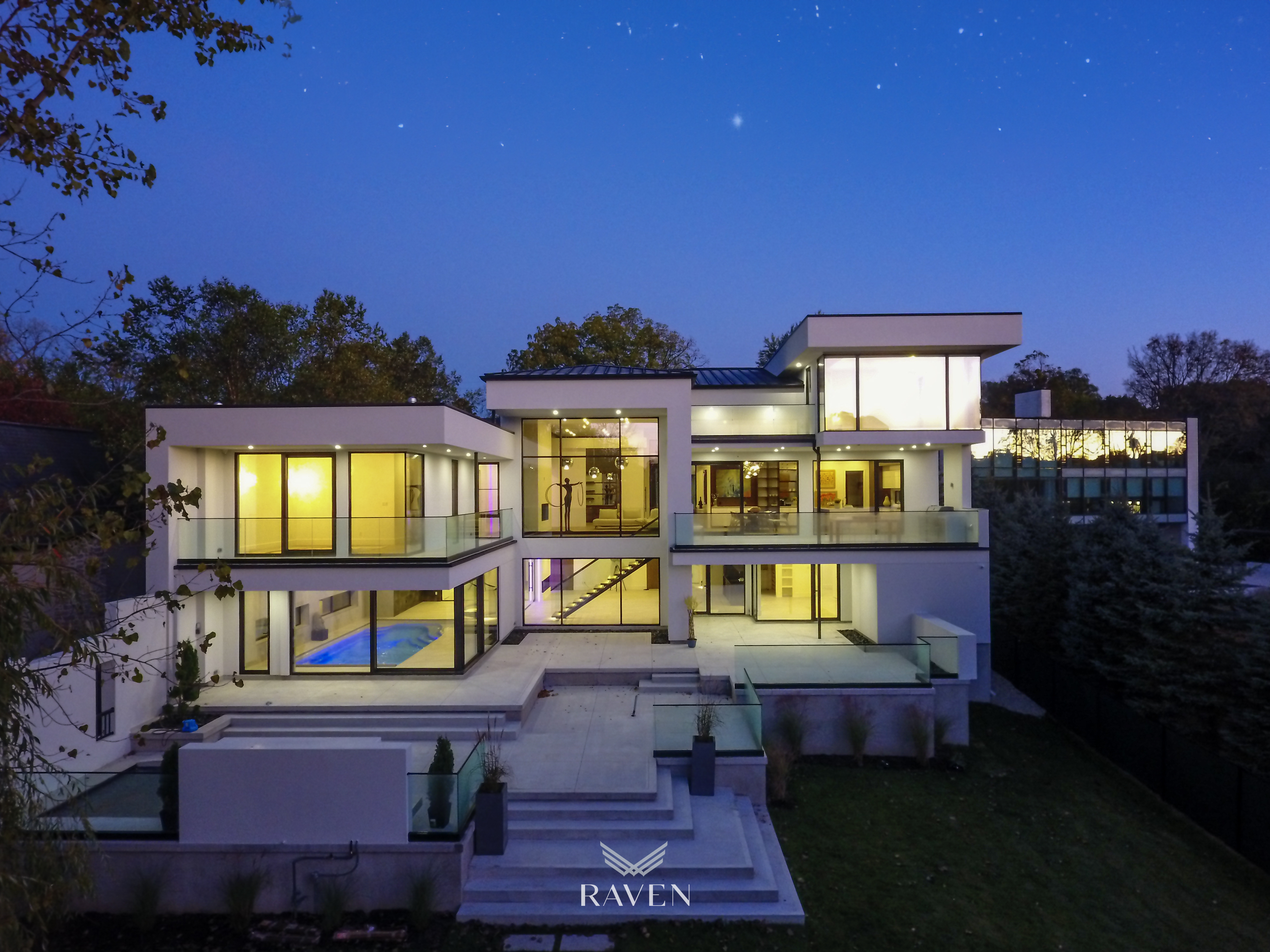 Images Raven Windows Inc.