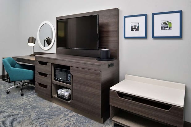 Images Hampton Inn Cedar Falls Downtown