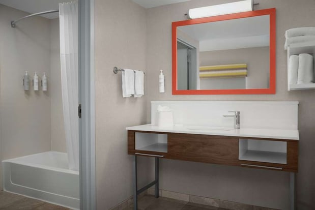Images Hampton Inn & Suites-Knoxville/North I-75
