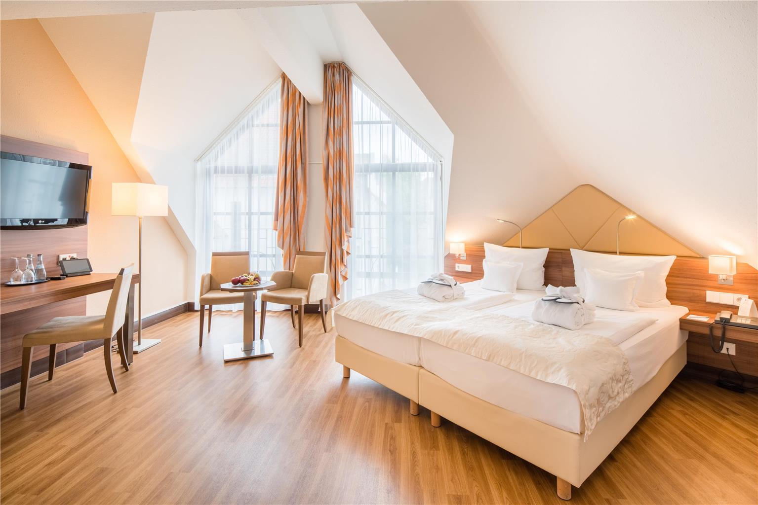 Best Western Plus Hotel Am Schlossberg, Europastrasse 13 in Nuertingen