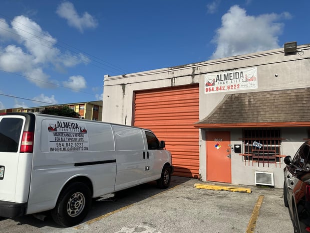 Images Almeida Enterprises, Inc. DBA Almeida Forklifts
