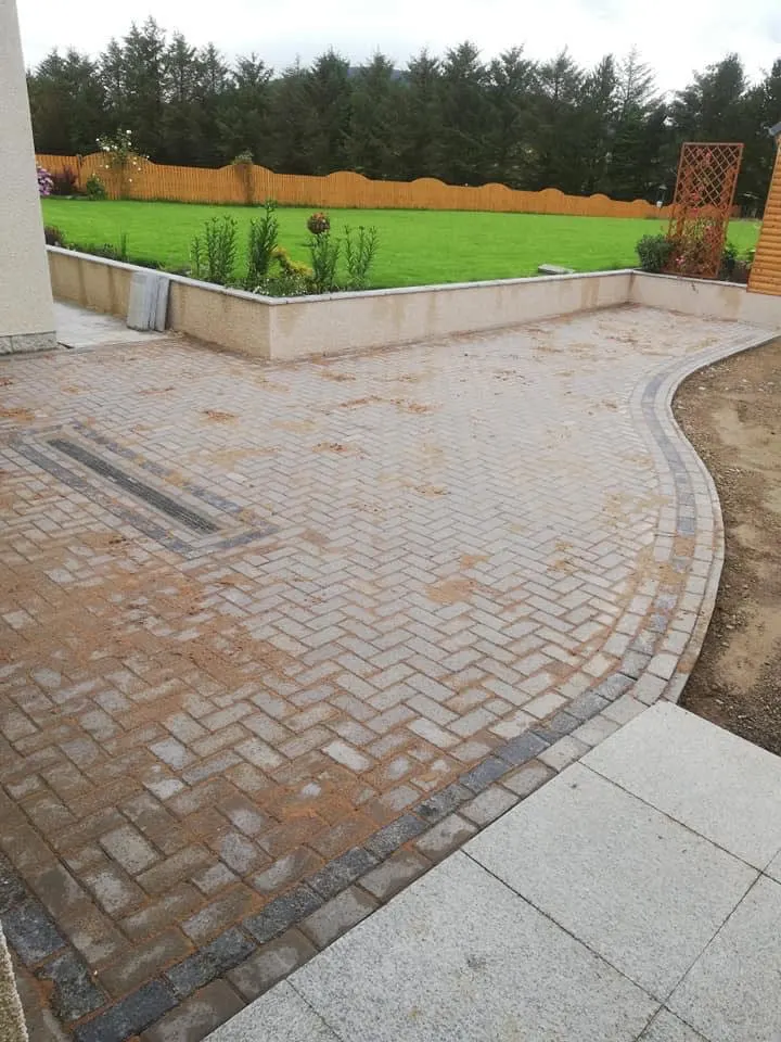 Images Colin Smith Contractor