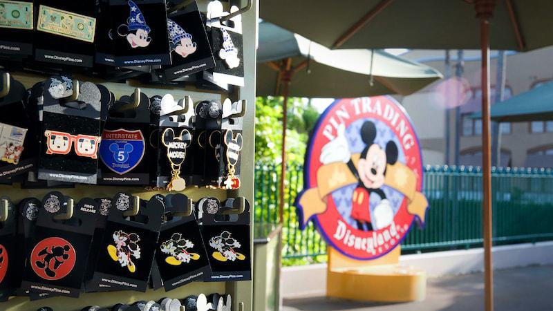 Images Disney's Pin Traders