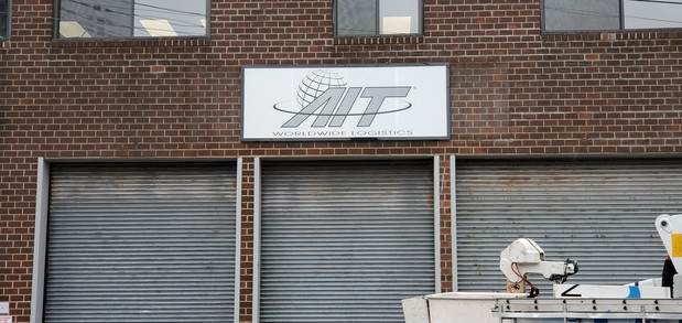 Images AIT Worldwide Logistics - Life Sciences Division