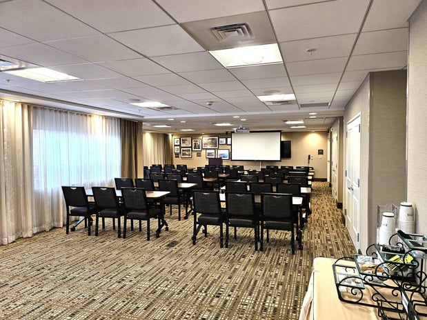 Images Staybridge Suites Marquette by IHG
