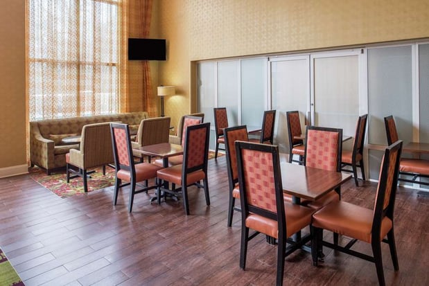 Images Hampton Inn & Suites Charlotte-Arrowood Rd.