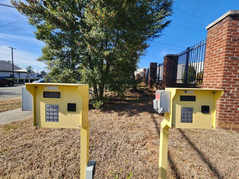 Extra Space Storage Image