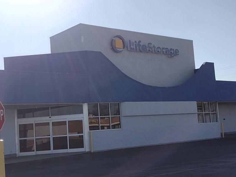 Images Life Storage - Cincinnati
