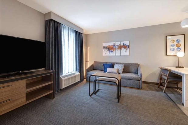 Images Homewood Suites by Hilton Oak Creek Milwaukee