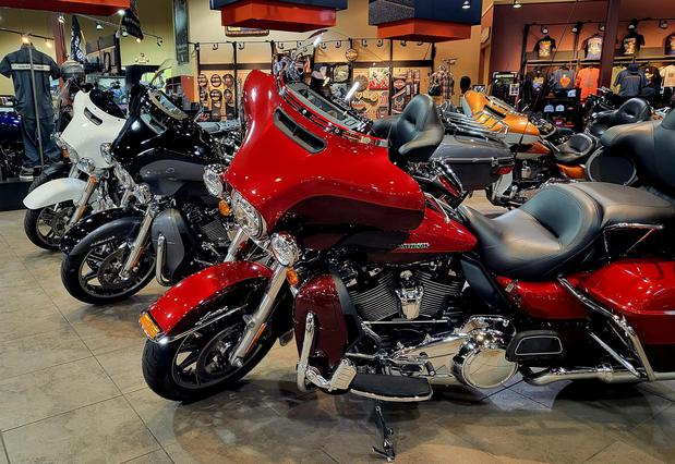 Images Caliente Harley-Davidson