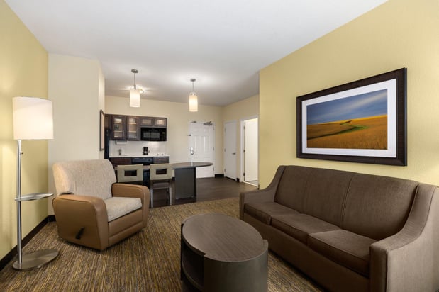 Images Candlewood Suites Bismarck by IHG