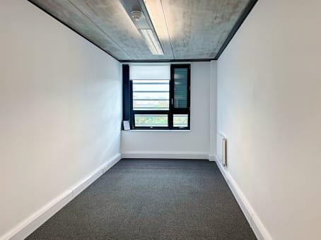 Images Basepoint - Luton, Great Marlings