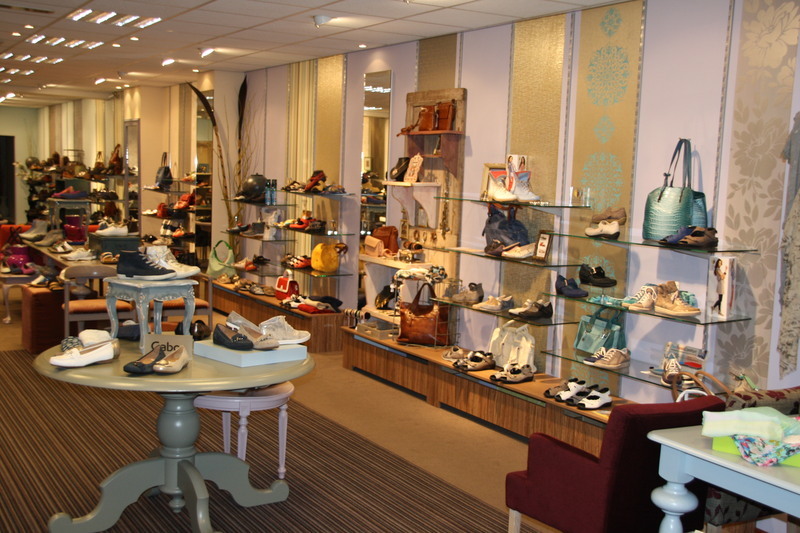 Schoenen Lederwaren Van der Vlies Openingstijden Schoenen Schoenen Lederwaren Van der Vlies Openingstijden Schoenen