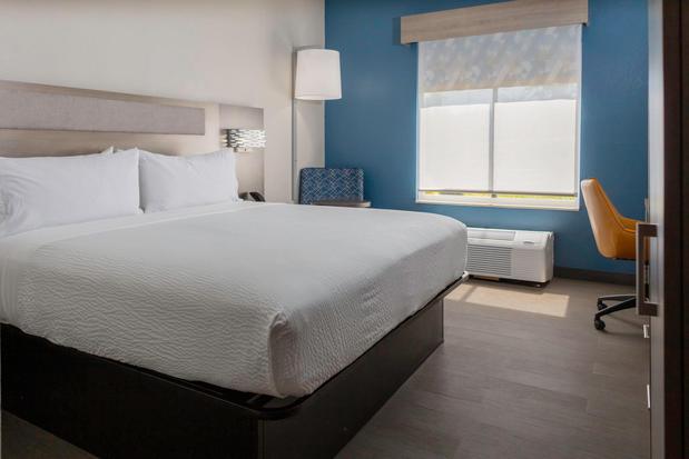 Images Holiday Inn Express Rocky Mount – Sports Center by IHG