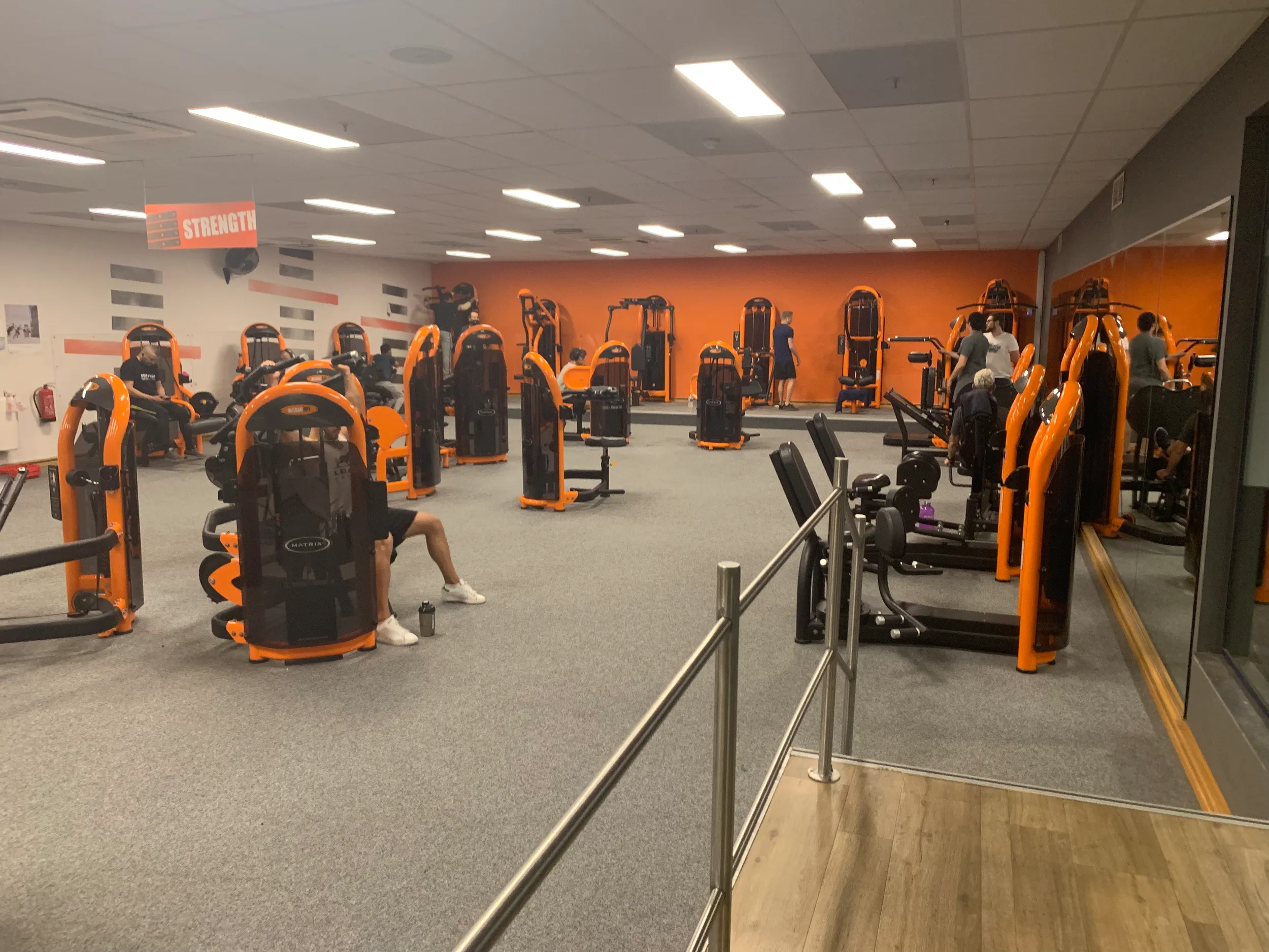 Images Basic-Fit 24/7