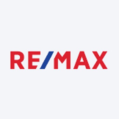 RE/MAX Professionals Realtors Logo
