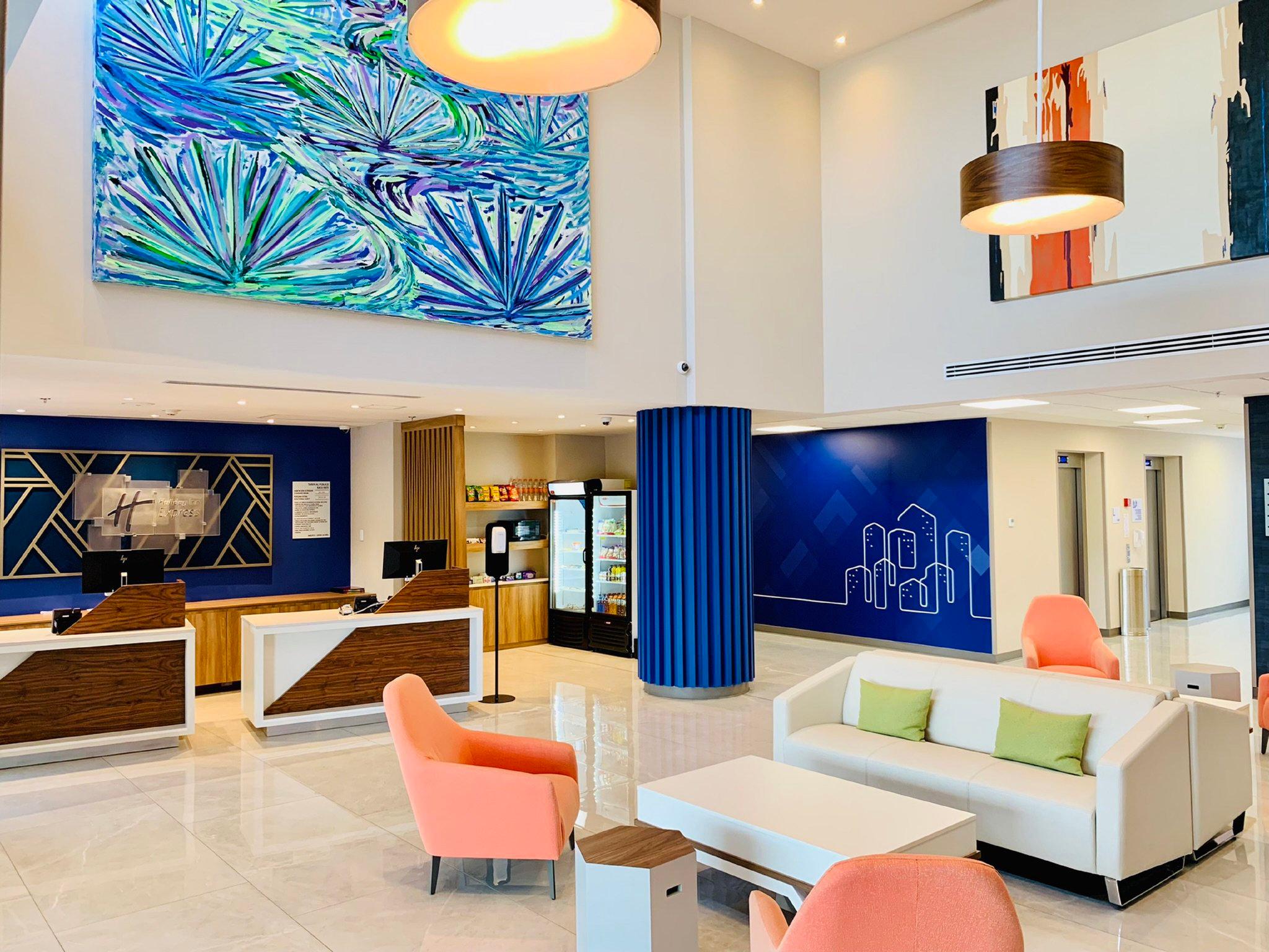 Images Holiday Inn Express Guadalajara Vallarta Poniente by IHG