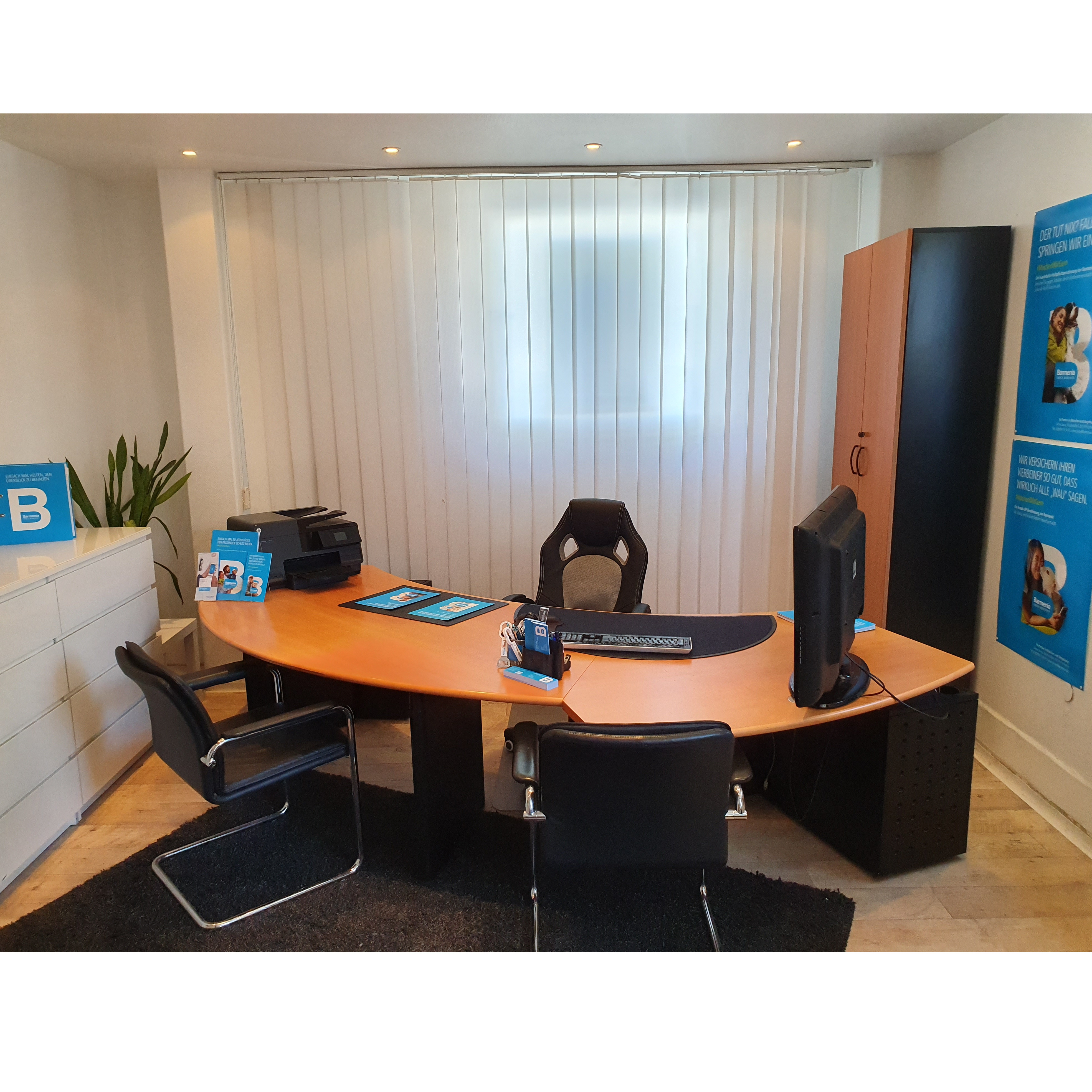 Barmenia Versicherung - Simon Jones, Altostr. 15a in München