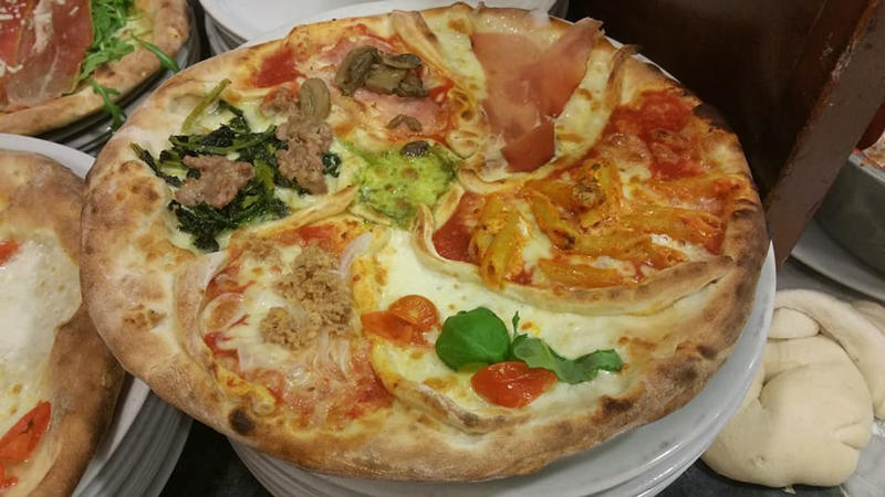 Images Pizzeria Trattoria Vesuvio