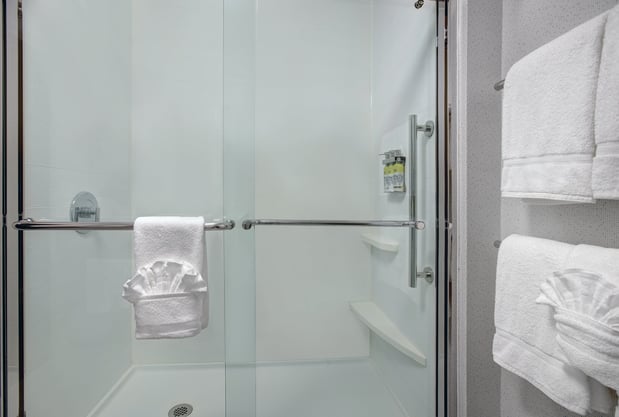 Images Holiday Inn Express & Suites Milwaukee - Brookfield by IHG