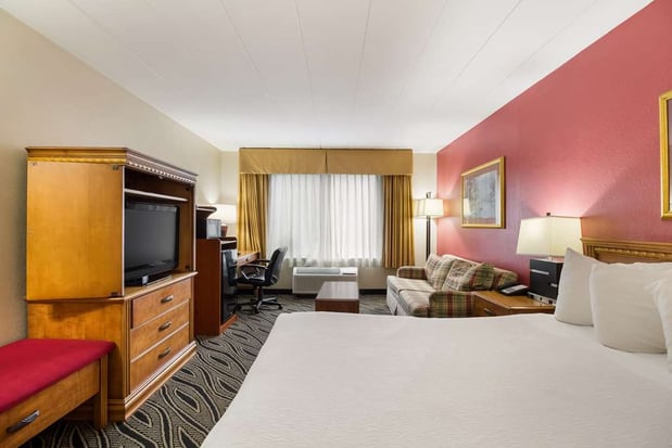 Images Best Western Braddock Inn