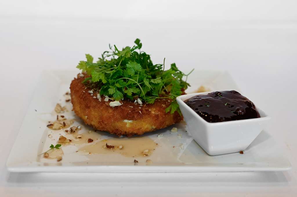 Images Park Inn by Radisson Oslo Airport Hotel West