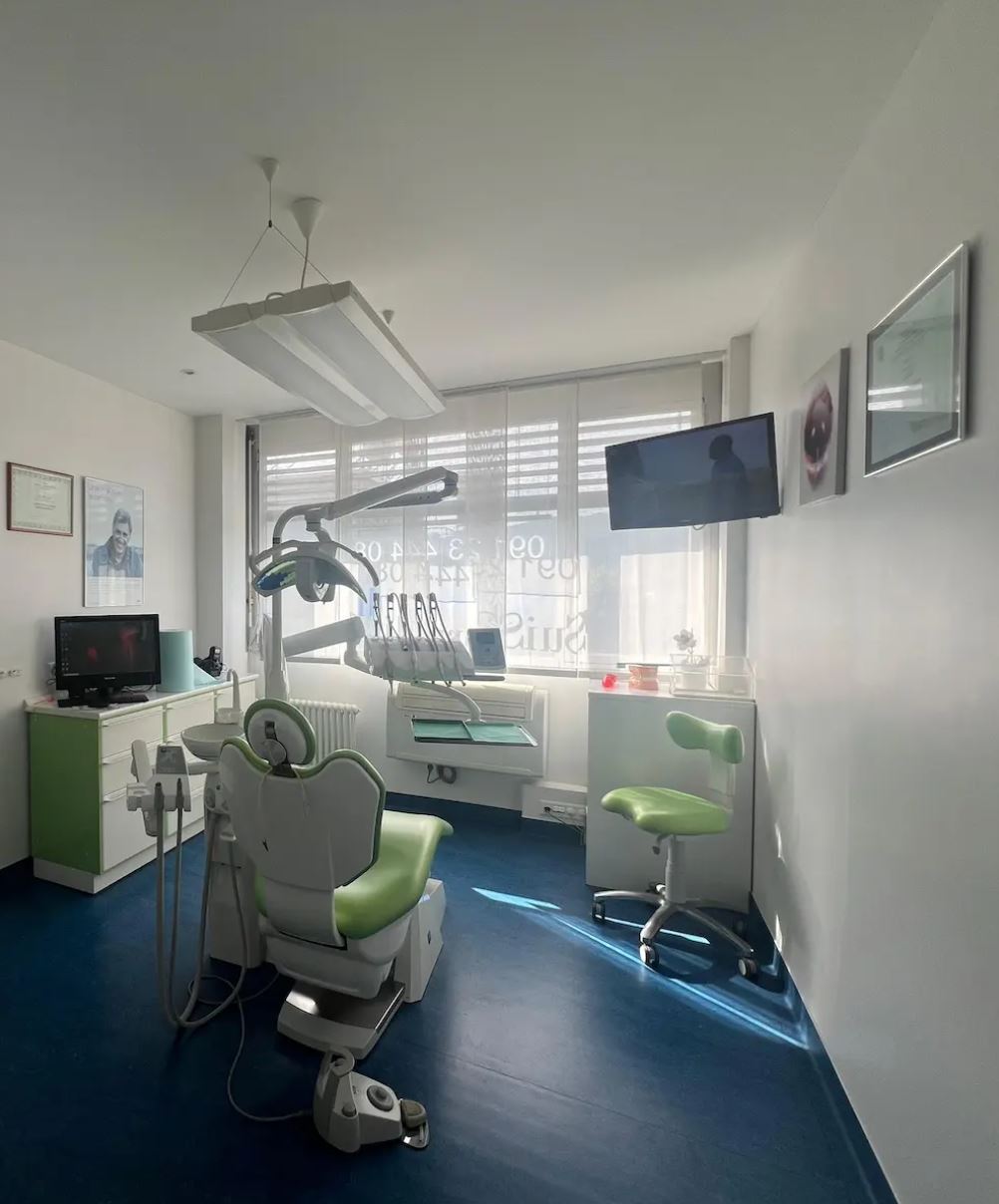 Bilder Centro Dentale Suissorridi SA