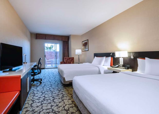 Images Hilton Garden Inn Las Vegas Strip South